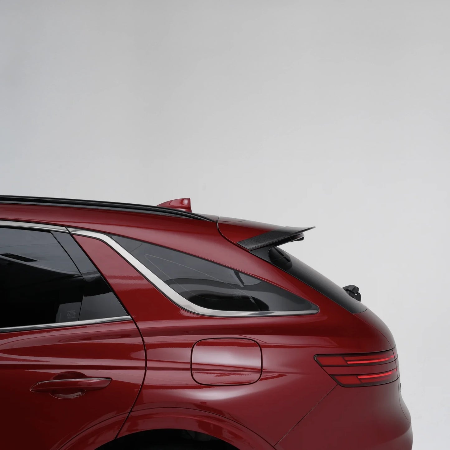 GENESIS GV70 CARBON FIBER SPOILER