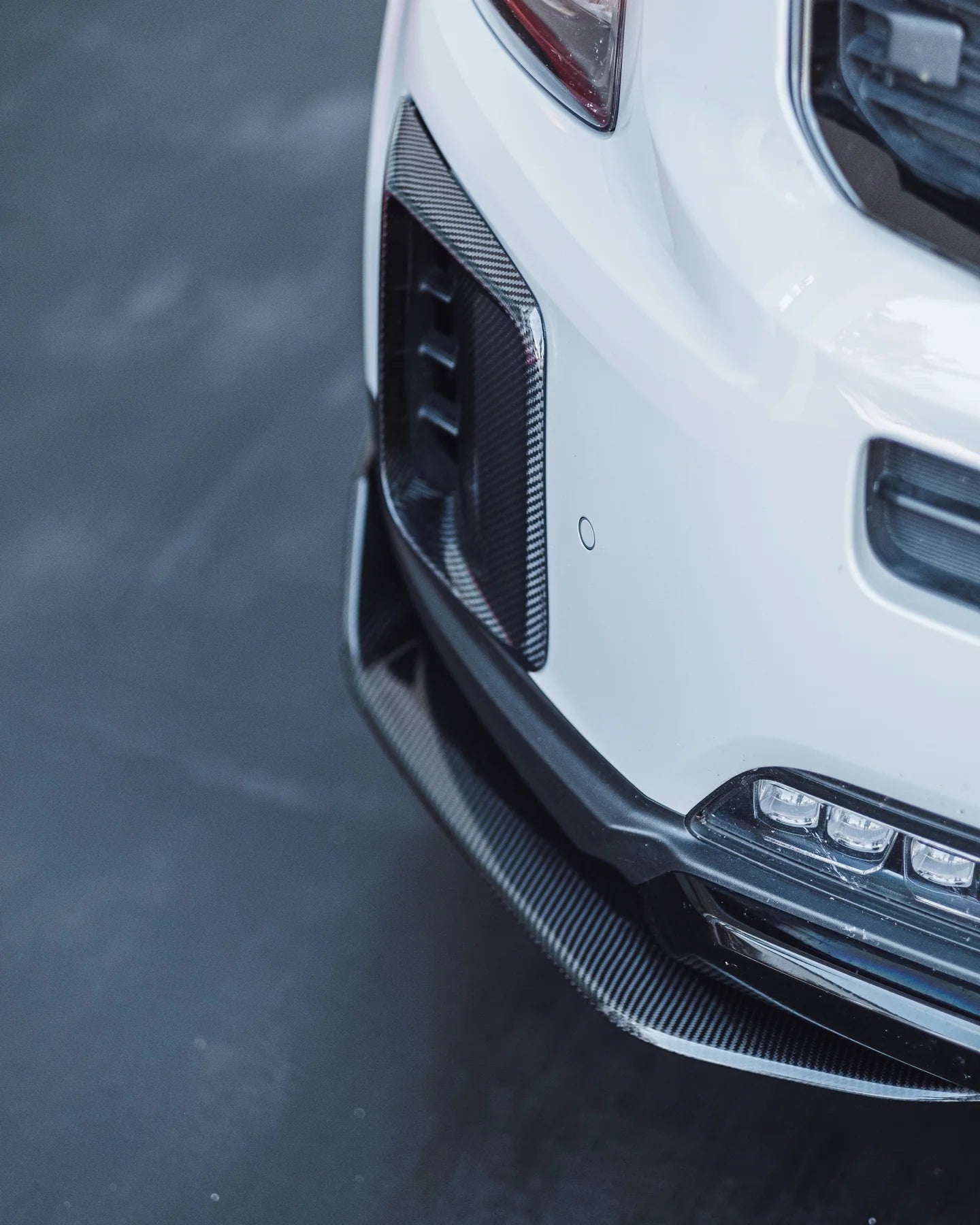 KIA TELLURIDE CARBON FIBER FRONT LIP