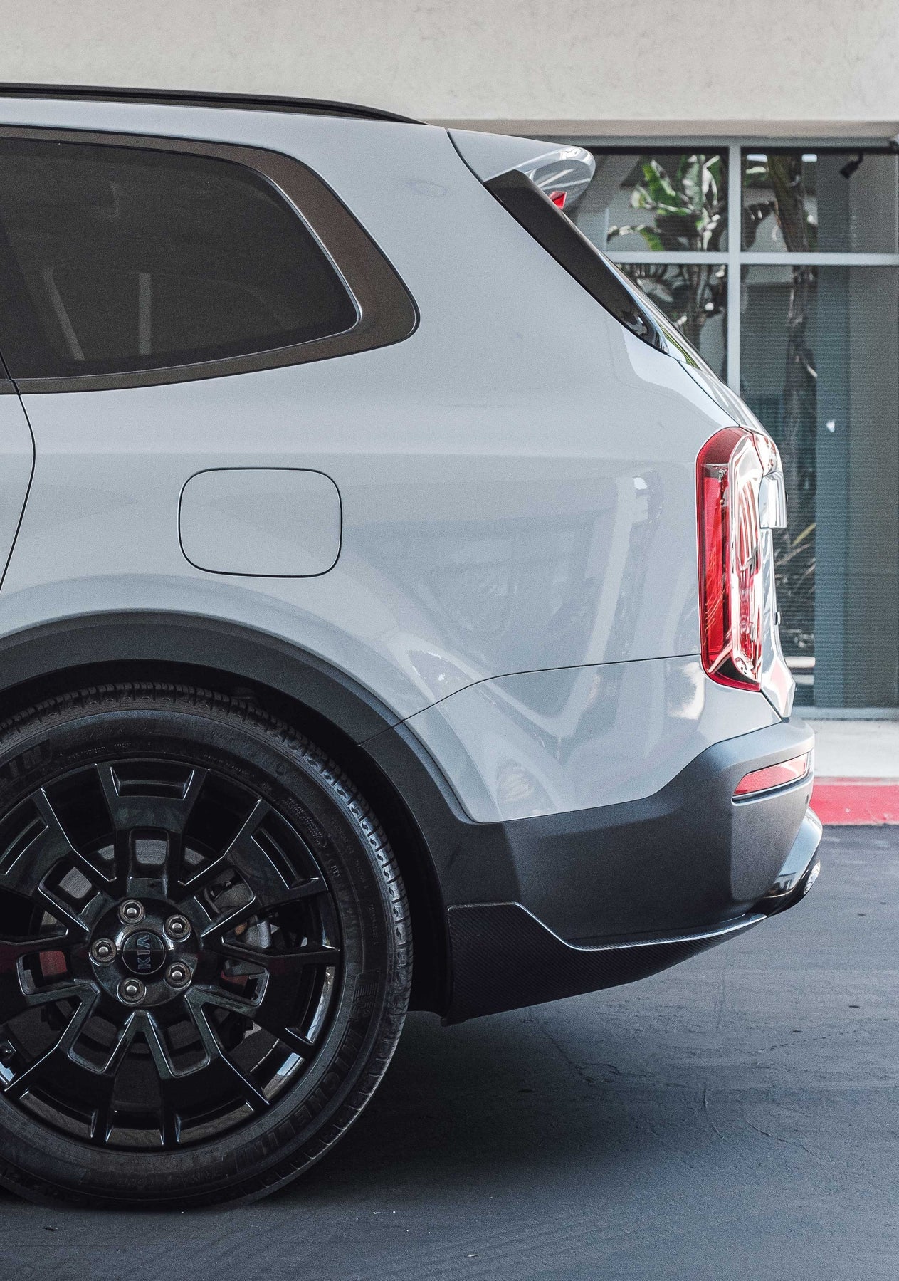 KIA TELLURIDE CARBON FIBER REAR WINGLETS