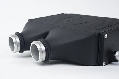 CSF BMW F8X M3 / M4 / M2 COMP TOP MOUNT CHARGE-AIR-COOLER