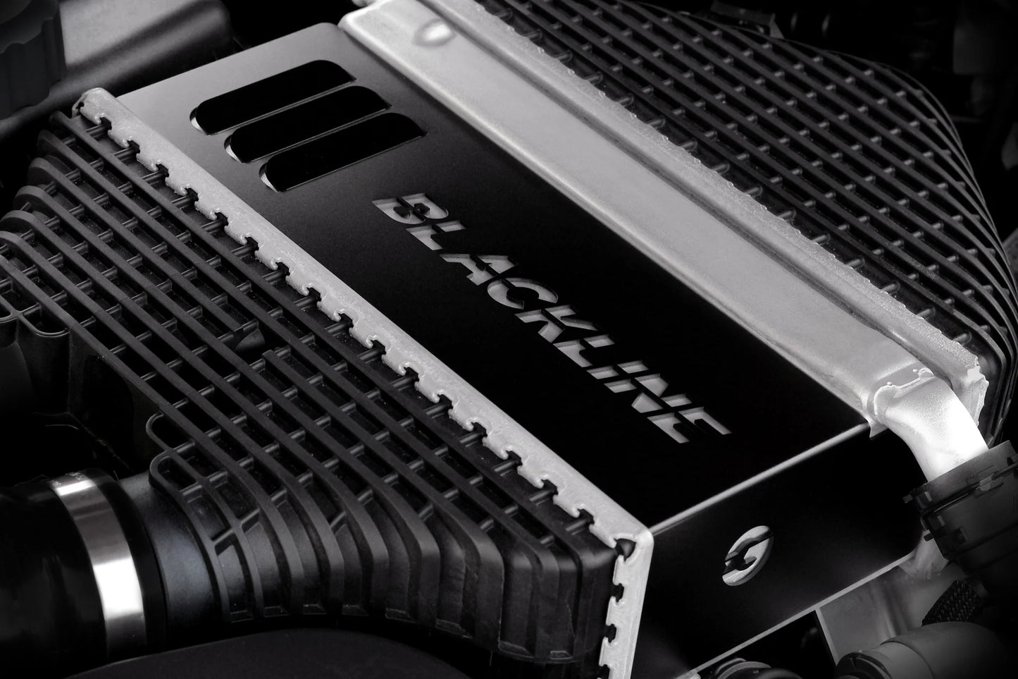 BMW M2C/M3/M4 S55 ENGINE BLACKLINE PERFORMANCE CHARGECOOLER COVER