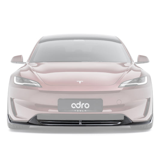 Carbon-fiber front lip on front bumper, with mesh grille insert