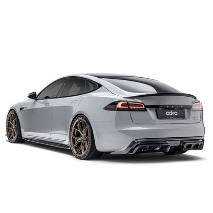 TESLA MODEL S PLAID PREPREG SIDE SKIRTS
