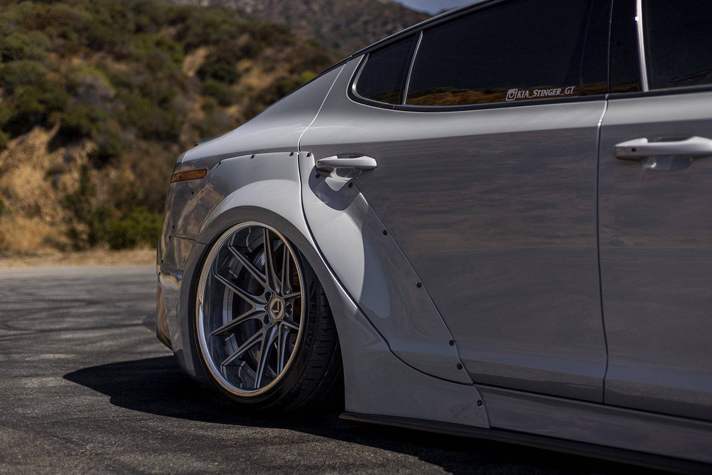 KIA STINGER WIDEBODY